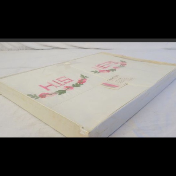 JC Penny’s His Hers white Pillow cases - Picture 5 of 5